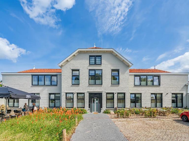 Strandhotel Wemeldinge Exterior photo